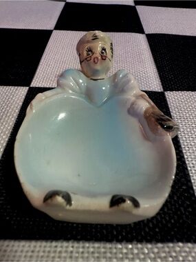 Vintage Enesco Busy Biddy Granny Teabag Holder In Blue